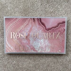 HUDA BEAUTY Rose Quartz Palette